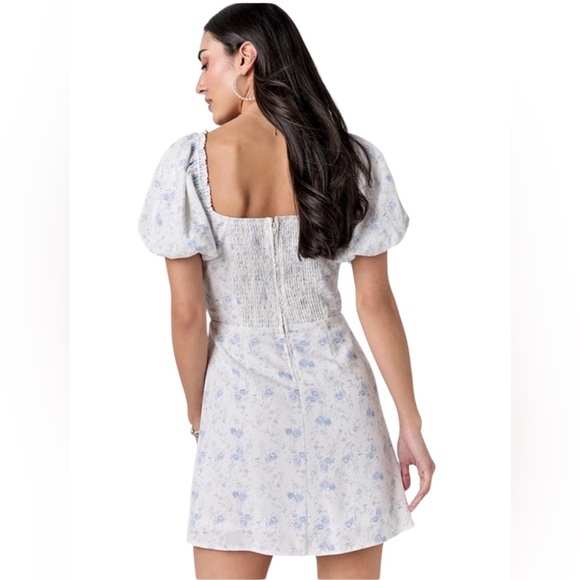 Mi Ami for Francesca’s Erin Floral Square Neck Dress Sz Small - Picture 2 of 3